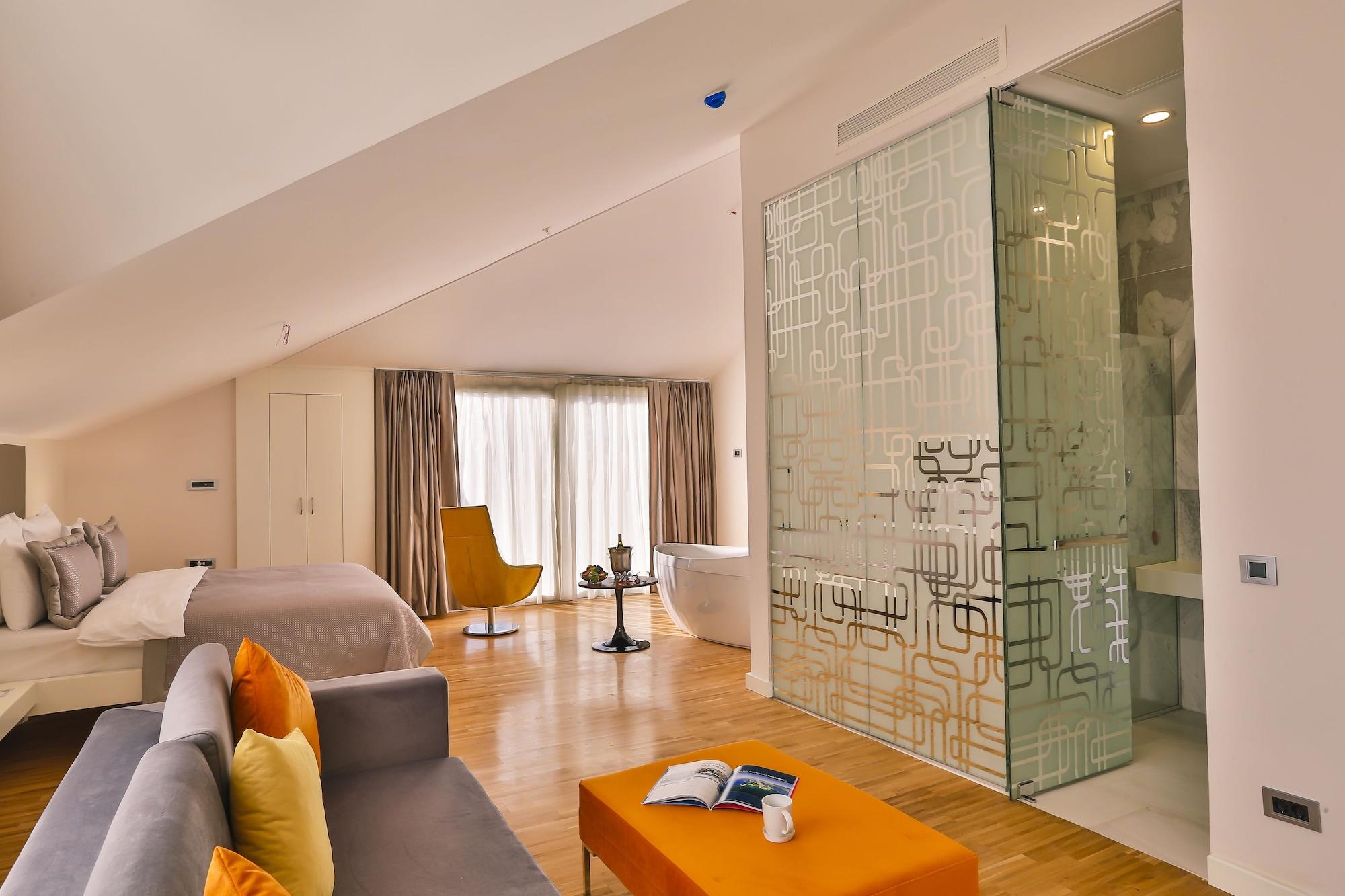 Business Life Hotel Истанбул Екстериор снимка
