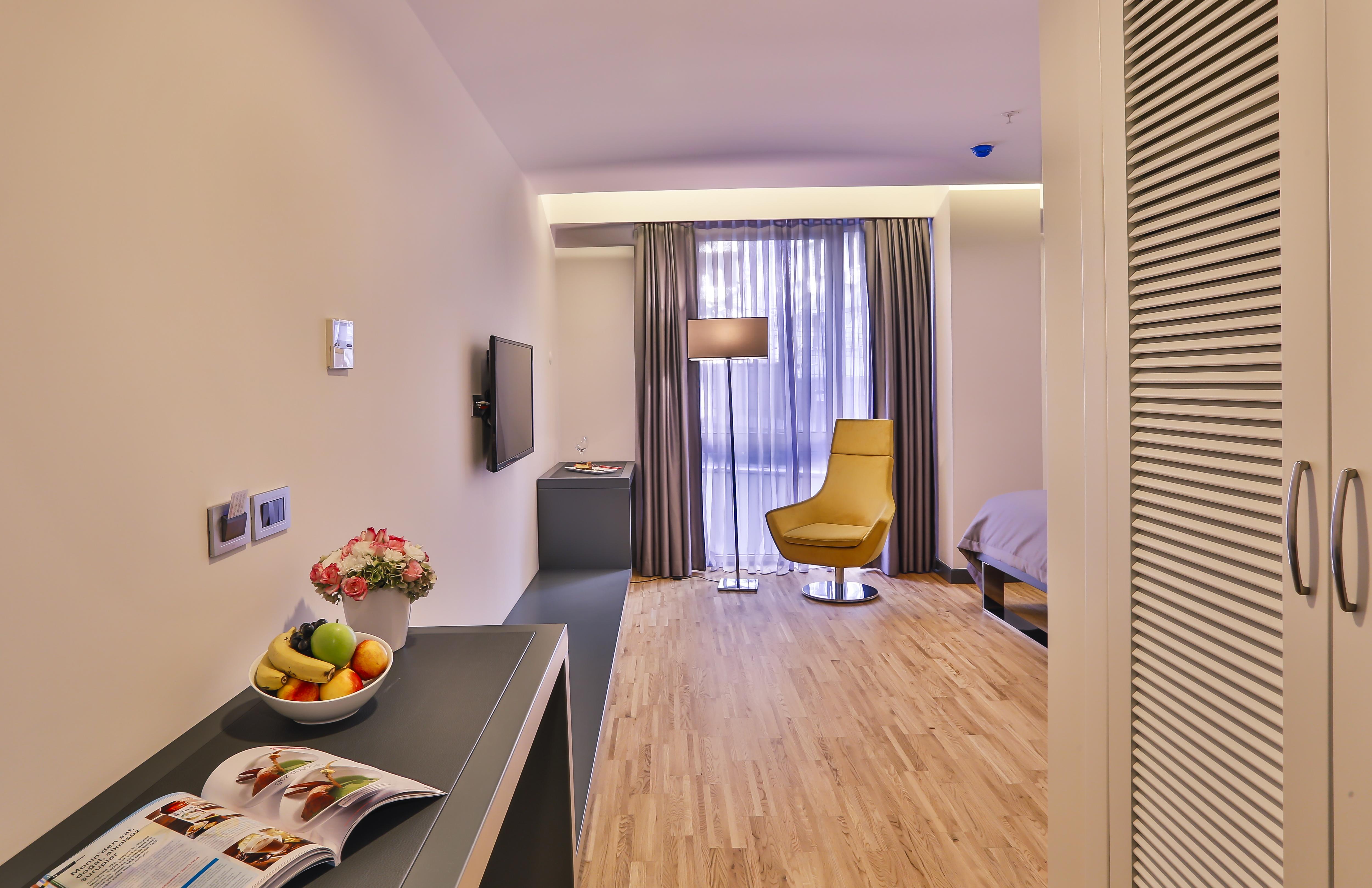 Business Life Hotel Истанбул Екстериор снимка