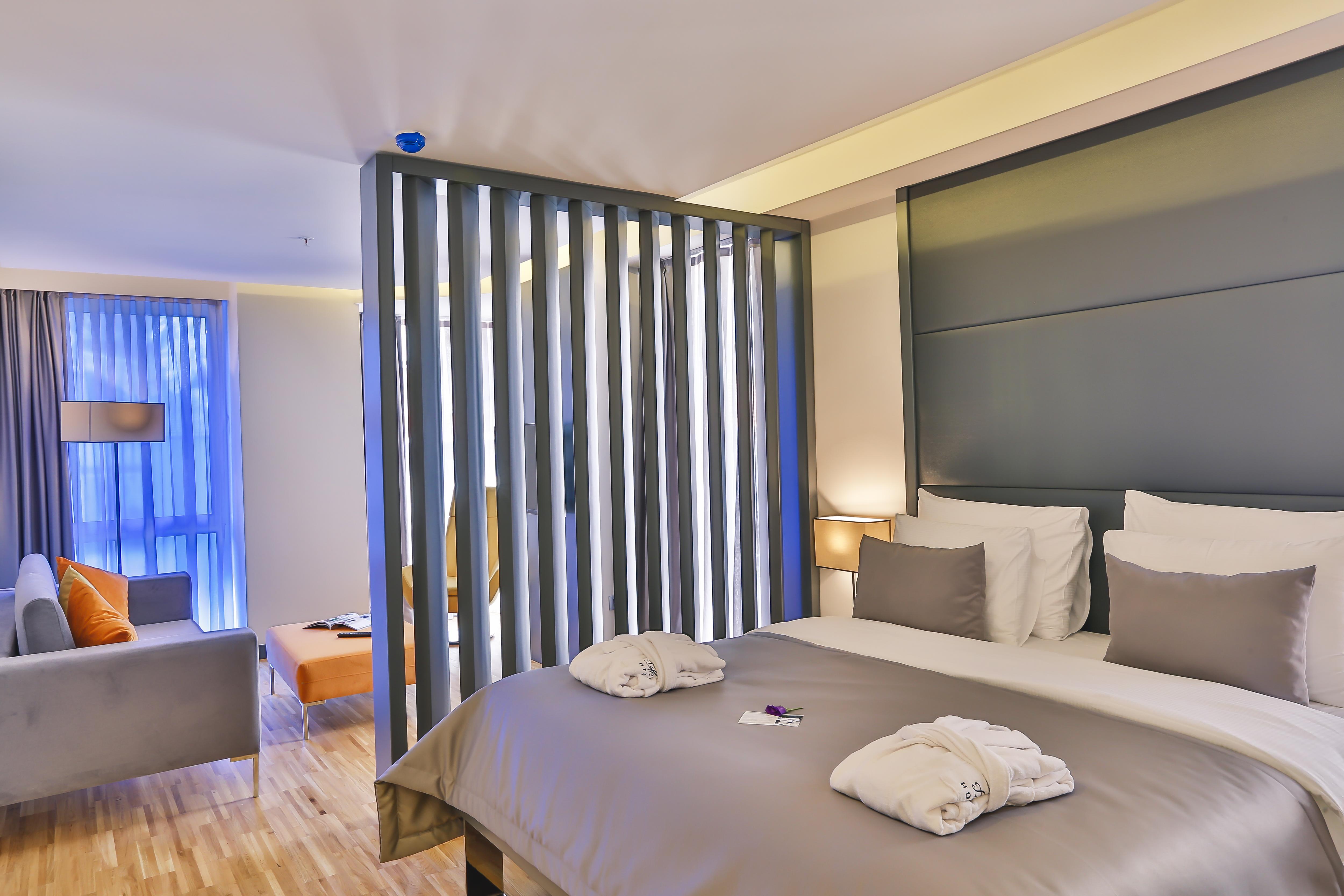 Business Life Hotel Истанбул Екстериор снимка