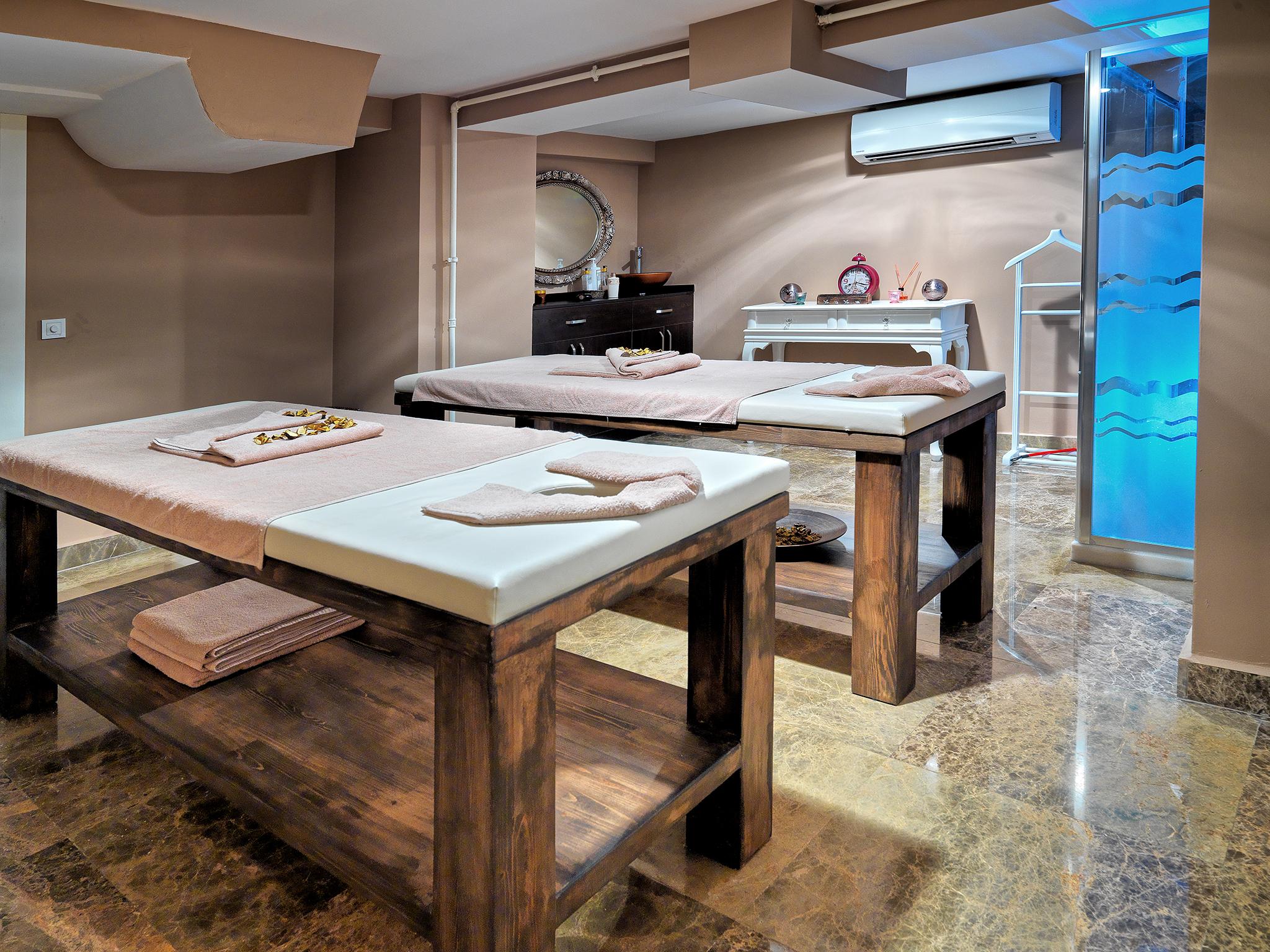 Business Life Hotel Истанбул Екстериор снимка