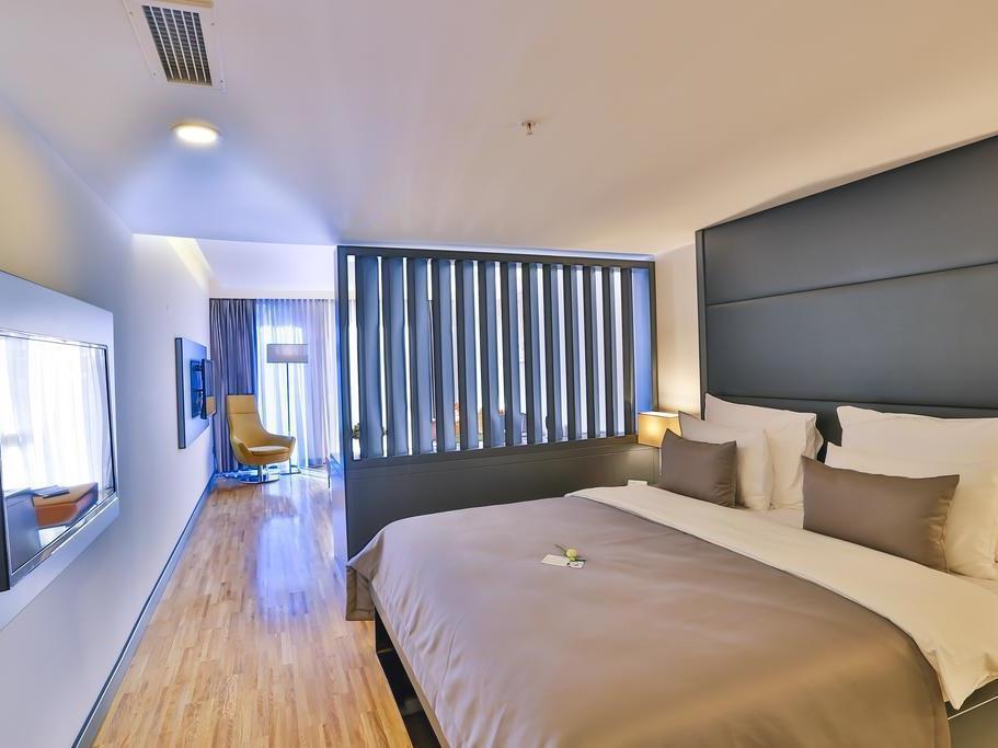 Business Life Hotel Истанбул Екстериор снимка