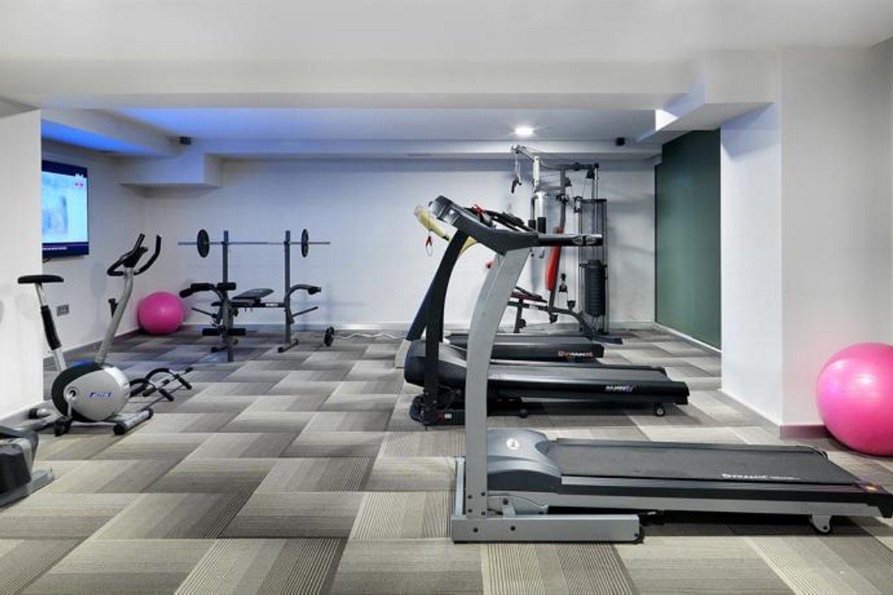Business Life Hotel Истанбул Екстериор снимка