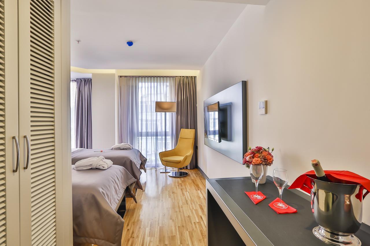 Business Life Hotel Истанбул Екстериор снимка