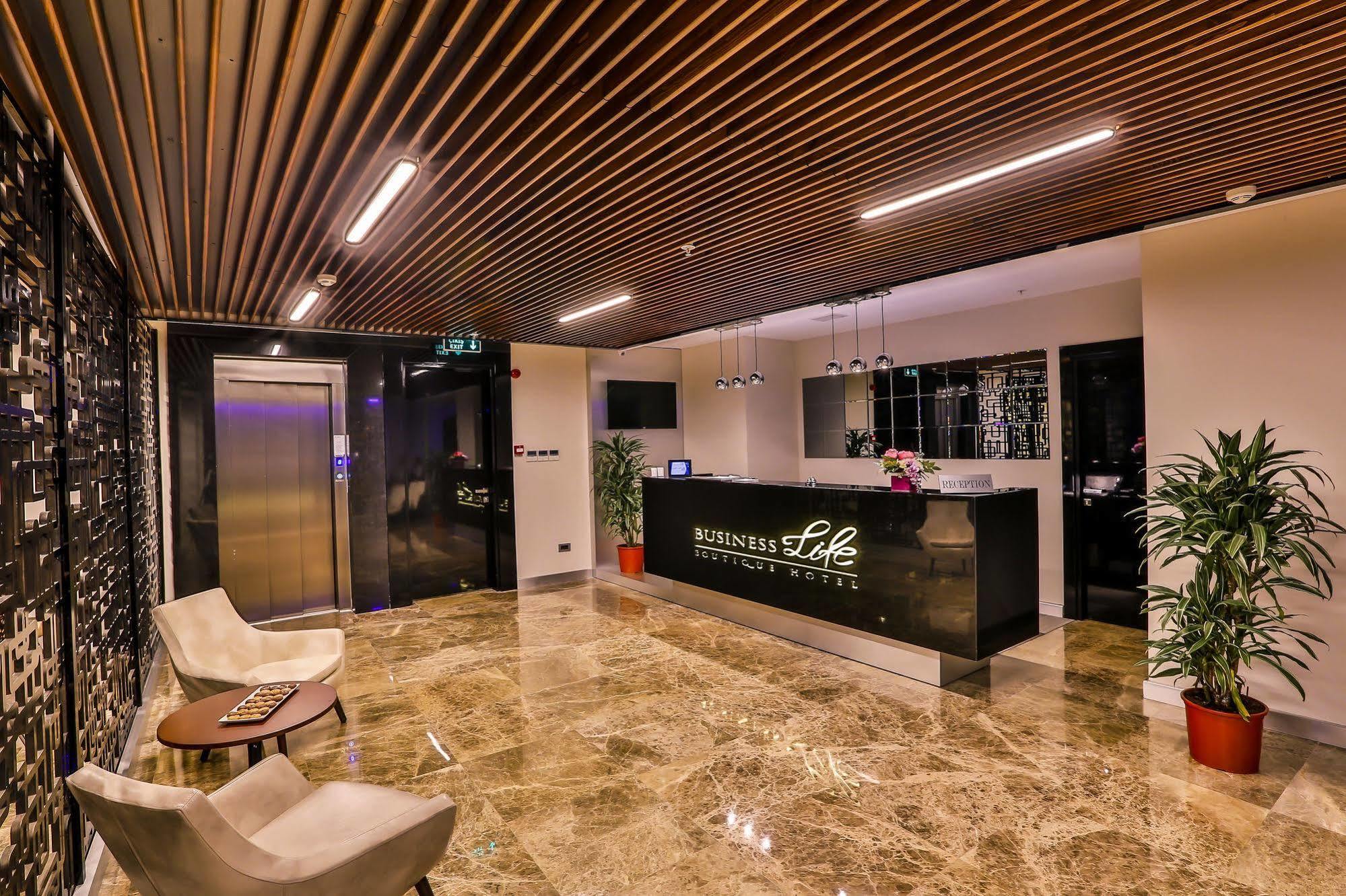 Business Life Hotel Истанбул Екстериор снимка